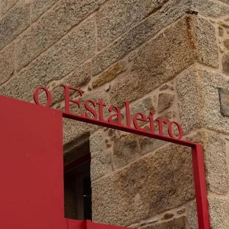 Turisticos O Estaleiro Apartman *