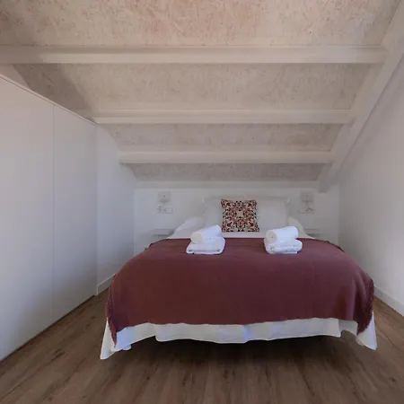 Turisticos O Estaleiro Apartman *